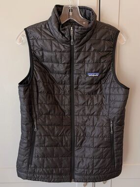 Patagonia Women's Black Quilted Vest
